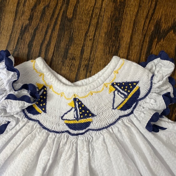 Smocked dress.  Never worn.  Beautiful! - Picture 2 of 3